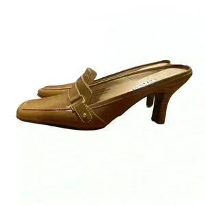 Alfani Tan Pumps Size 5.5